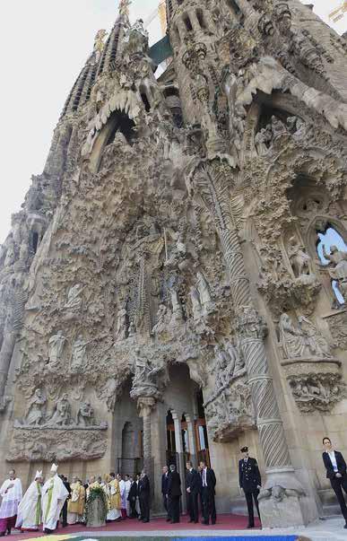 Détails de la façade de la Nativité de la Sagrada Familia.